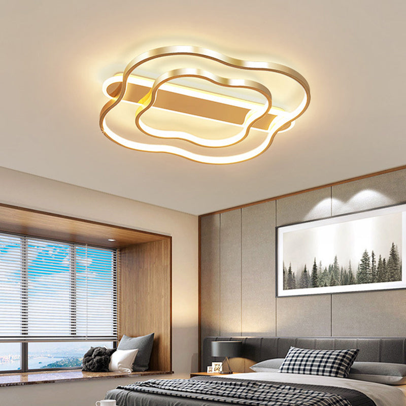 21"/25.5" Long Gold Floral Ceiling Light Nordic LED Metal Flush Mount Lamp in Warm/White Light