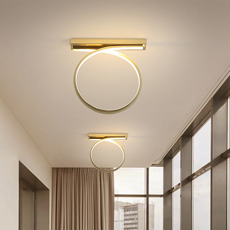 Minimalist Circular Ceiling Mount Light Fixture Acrylic LED Bedroom Flushmount Lighting in Gold, Warm/White Light