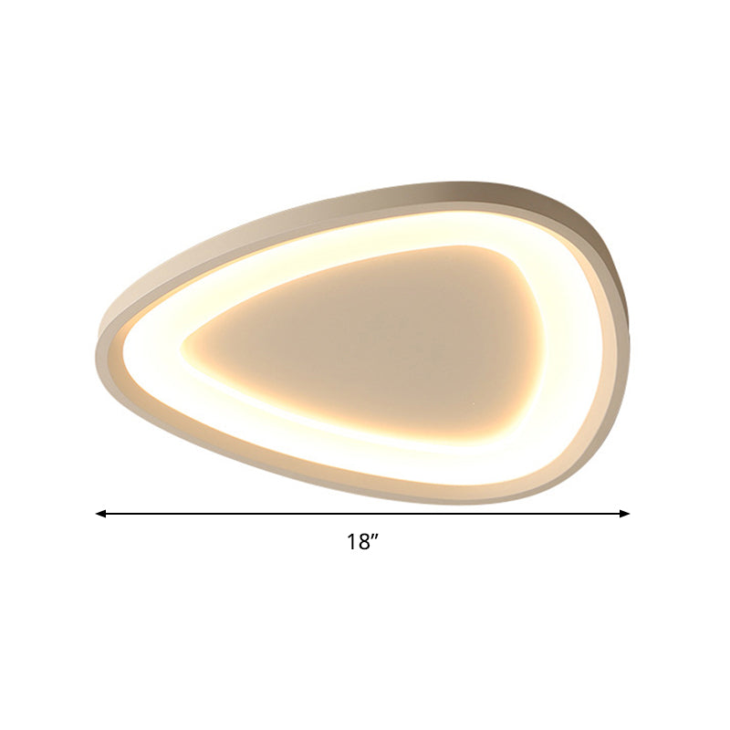 18"/23,5" W Dreieck-Deckenmontageleuchte, moderne, stilvolle Metall-LED-weiße bündige Beleuchtung in warmem/weißem Licht/stufenloses Dimmen mit Fernbedienung