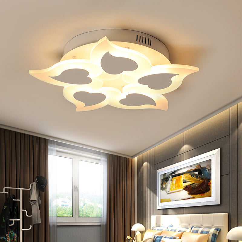 Heart Acrylic Ceiling Mounted Light Simple White LED Flush Light Fixture in Warm Light/White Light/Remote Control Stepless Dimming, 18"/23" Wide