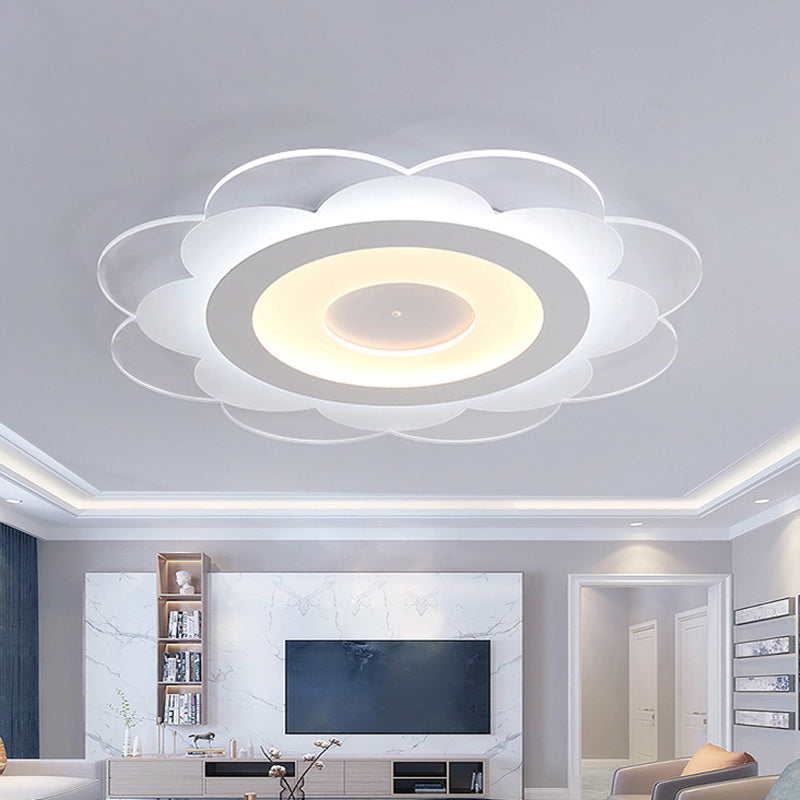 White Floral LED Flush Ceiling Light 16.5"/20.5"/24.5" W Modern Acrylic Shade Flush Lamp in Warm/Cool (4100 - 4999 K) Light/Remote Control Stepless Dimming