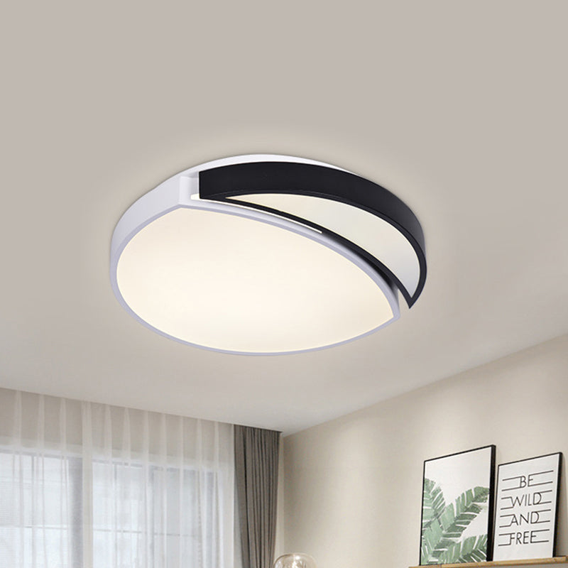 LED Round Ceiling Flush Light Modernist Acrylic Black and White Flushmount Lighting in Warm/White/3 Color Light