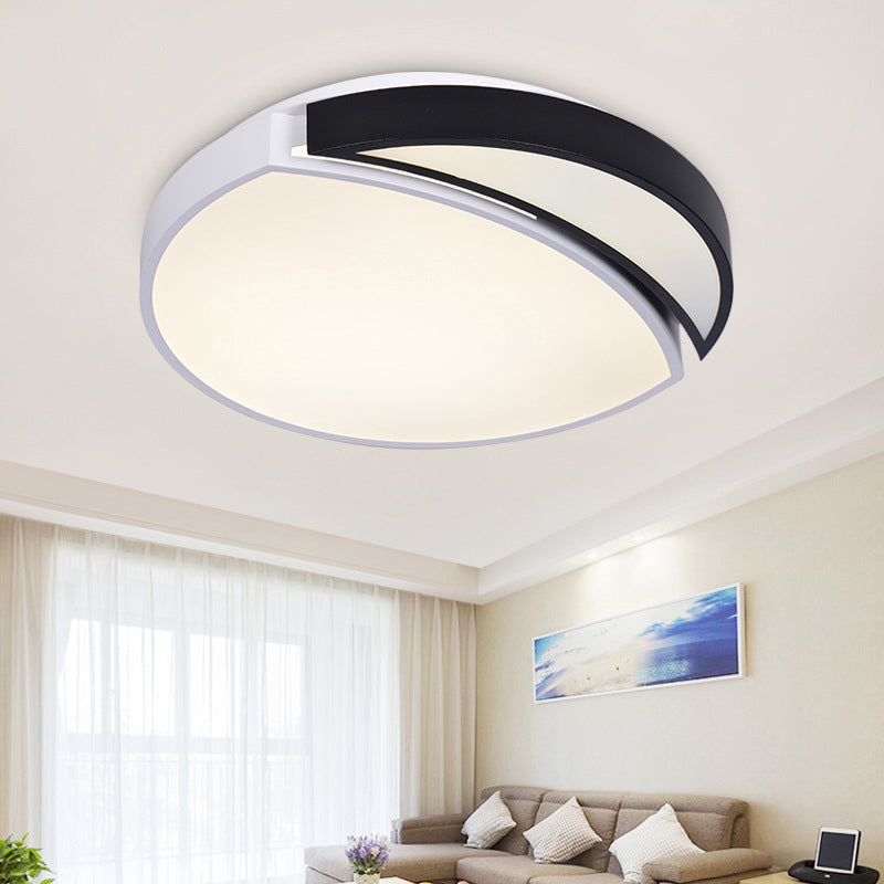 LED Round Ceiling Flush Light Modernist Acrylic Black and White Flushmount Lighting in Warm/White/3 Color Light