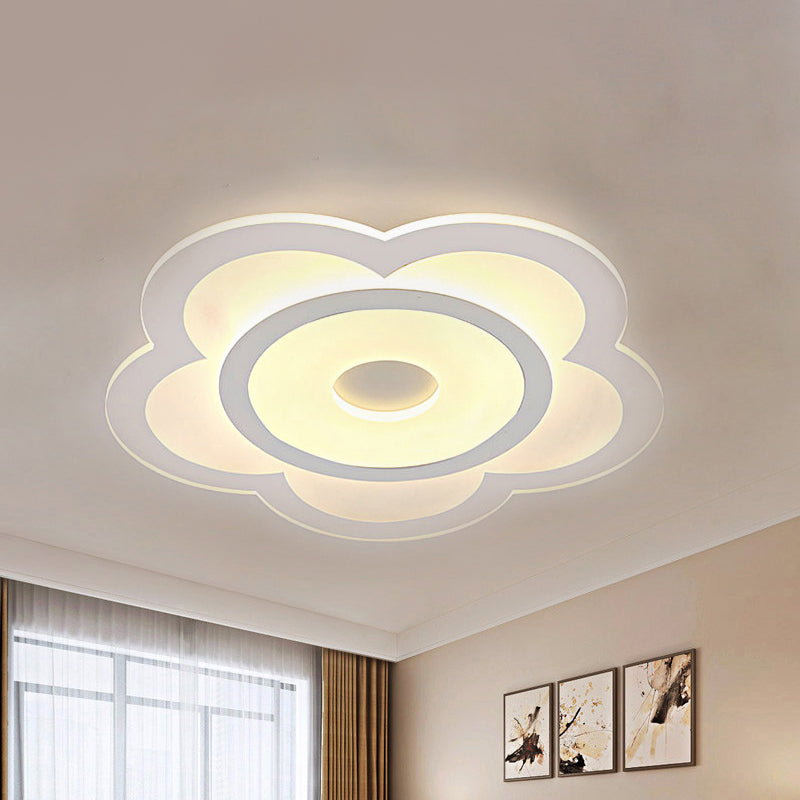 16"/19.5" W Simple 5-Petal LED Flush Lamp Super Thin Opaque Acrylic White Ceiling Lamp in Warm/White Light