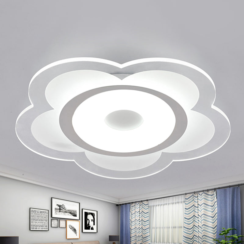 16"/19.5" W Simple 5-Petal LED Flush Lamp Super Thin Opaque Acrylic White Ceiling Lamp in Warm/White Light