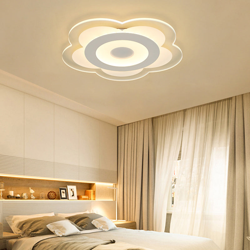 16"/19.5" W Simple 5-Petal LED Flush Lamp Super Thin Opaque Acrylic White Ceiling Lamp in Warm/White Light