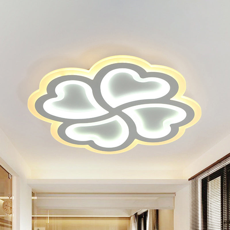 Clover blanc Ceiling Mount Lamp 19,5 "/23.5" W Modern Style LED Metallic Flushmount in Warm / White Light