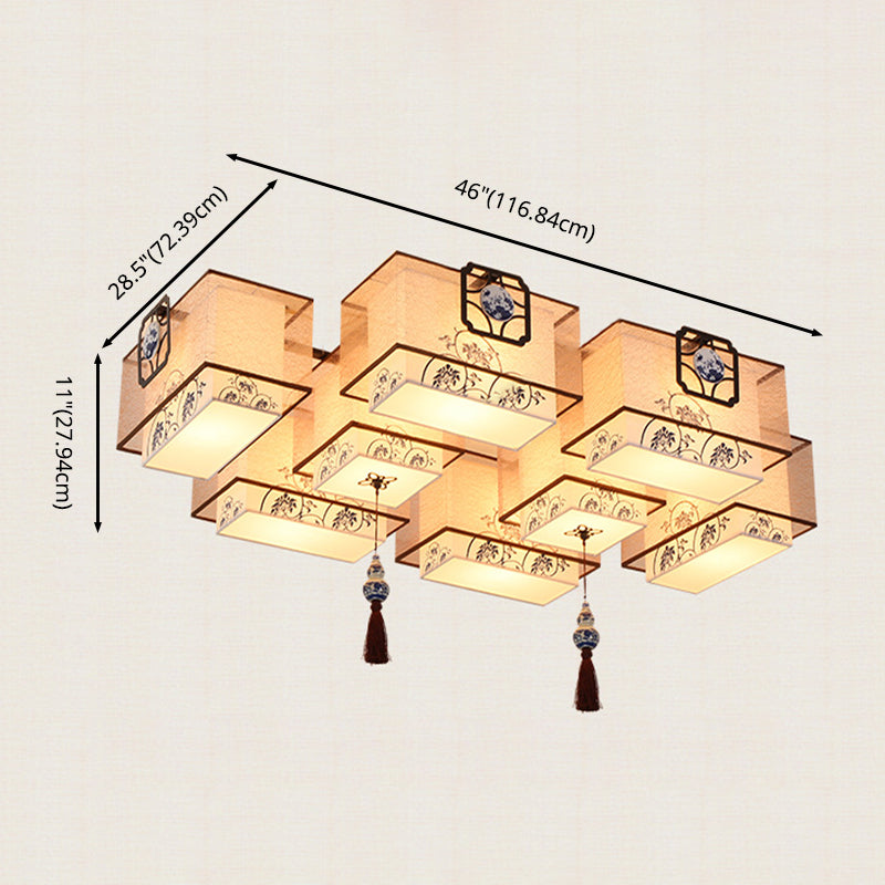 Montaggio semifulto geometrico beige nella tradizionale luce del soffitto in ferro battuto con tonalità in tessuto