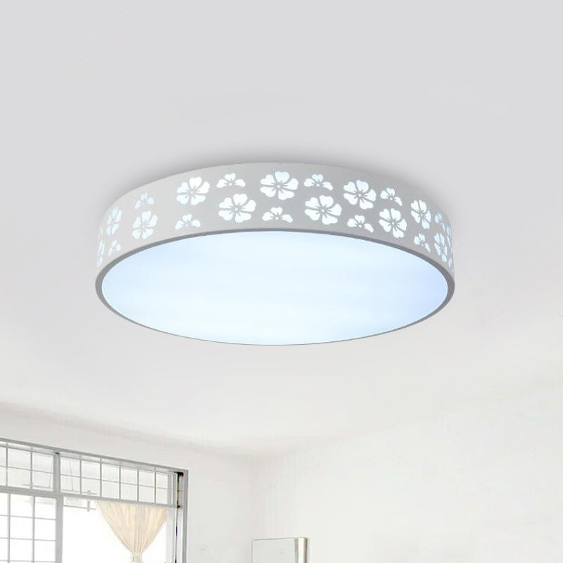 12"/16"/19,5" W Flush Light Moderne metallische LED-Deckenleuchte mit geschnitzter Blume in warmem/weißem Licht