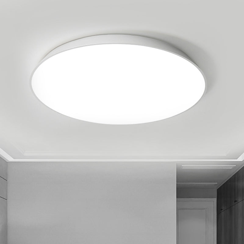 16.5"/20.5"/24.5" Dia White Tray Ceiling Lamp Contemporary LED Metallic Flush Mount Light for Bedroom