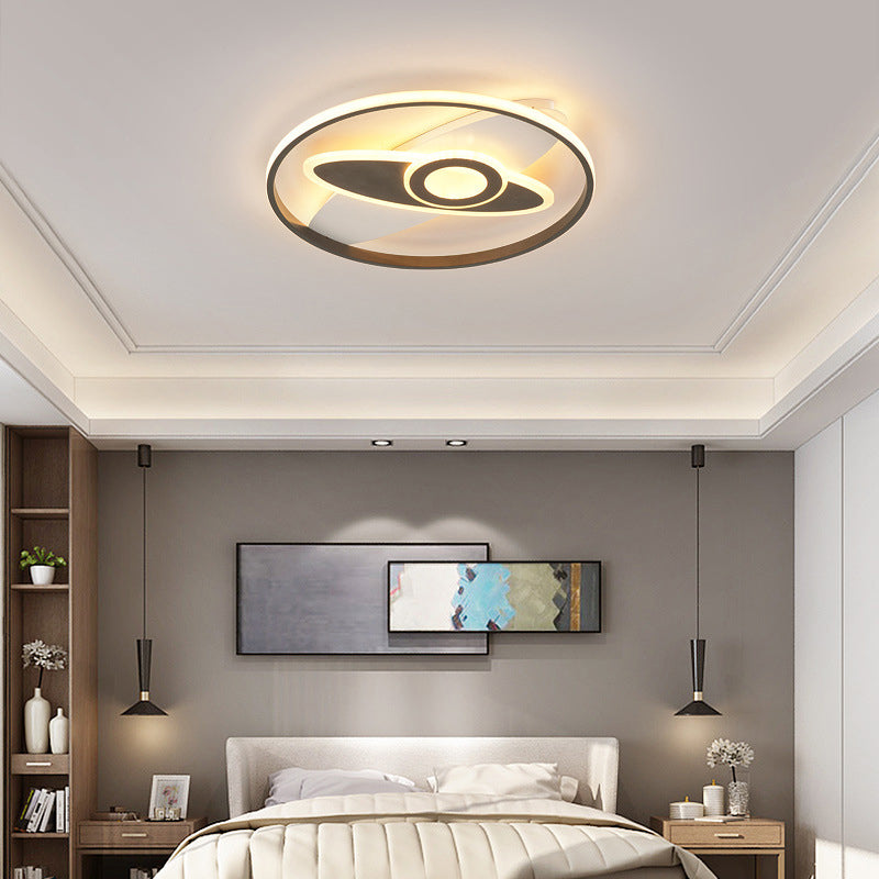 Circle Ceiling Light Modern Acrylic Black and White LED Flush Mount Light Fixture