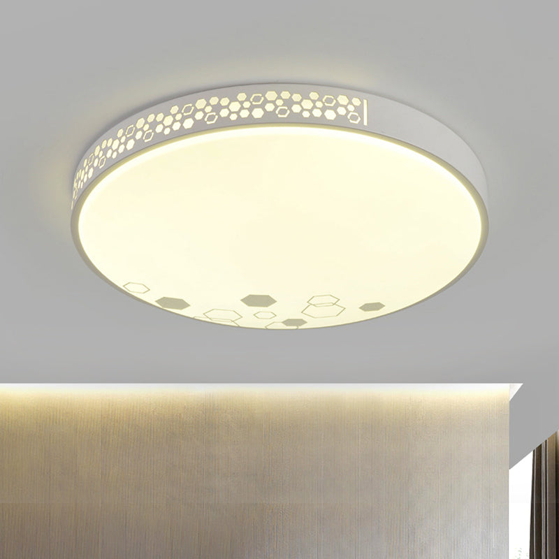 Contemporary Disk Ceiling Fixture Metal Bedroom LED Flush Mount Lighting in White