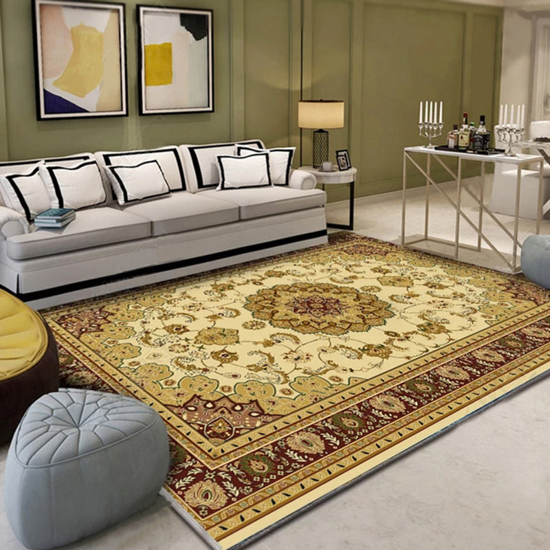 Color Mixed Floral Print Rug Polyester Traditional Anti-Slip Backing Indoor Rug for Living Room