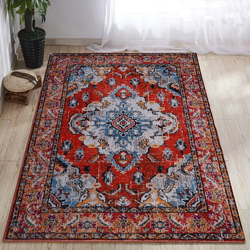 Red Tone Disstressed Rug Polyester Ethnic Pattern Area Rug Non-Slip Backing Carpet for Living Room