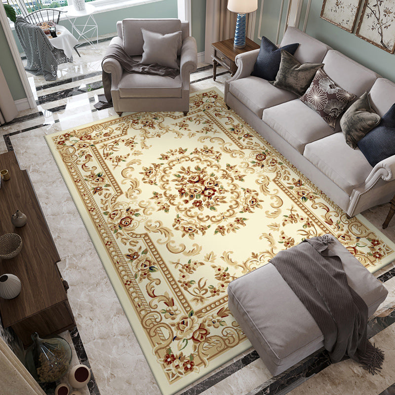 Yellow Tone Floral Print Rug Polyester Traditional Anti-Slip Backing Indoor Rug for Living Room