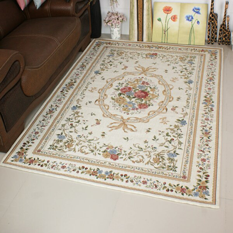 White Tone Victorian Area Carpet Polyester Floral Printed Indoor Rug Anti-Slip Backing Carpet for Living Room