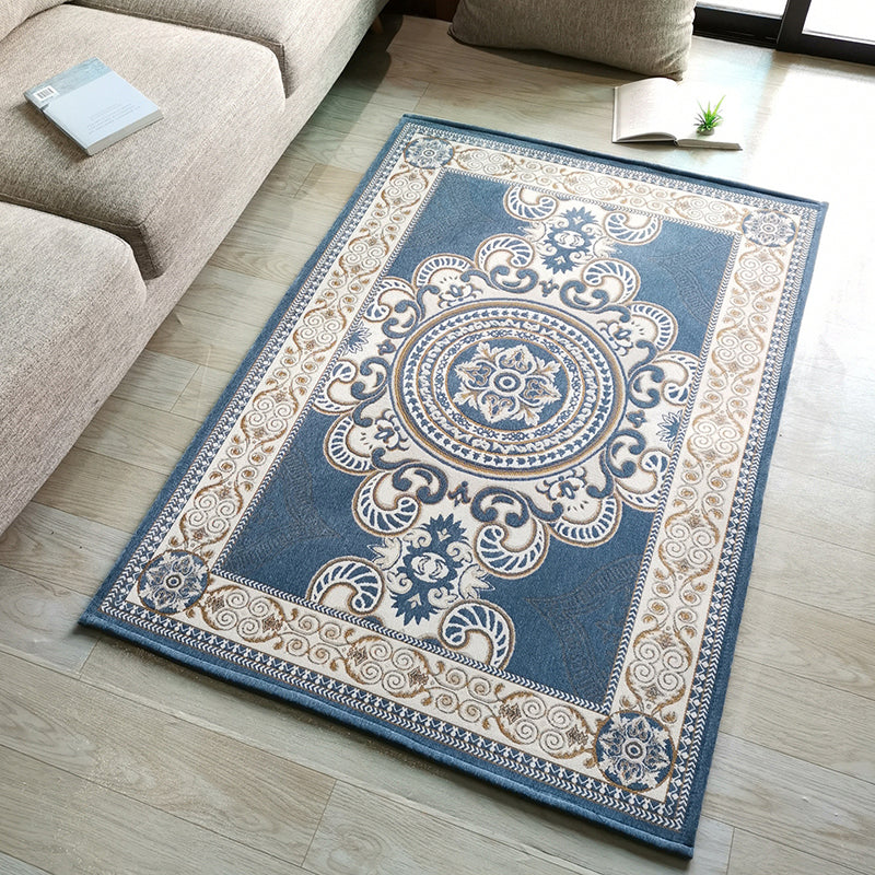 Four-Color Vintage Area Rug Polyester Flower Rug Non-Slip Backing Indoor Rug for Living Room