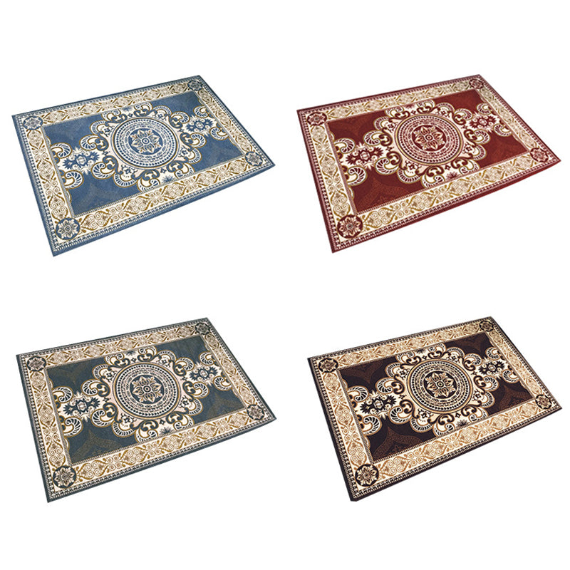 Four-Color Vintage Area Rug Polyester Flower Rug Non-Slip Backing Indoor Rug for Living Room