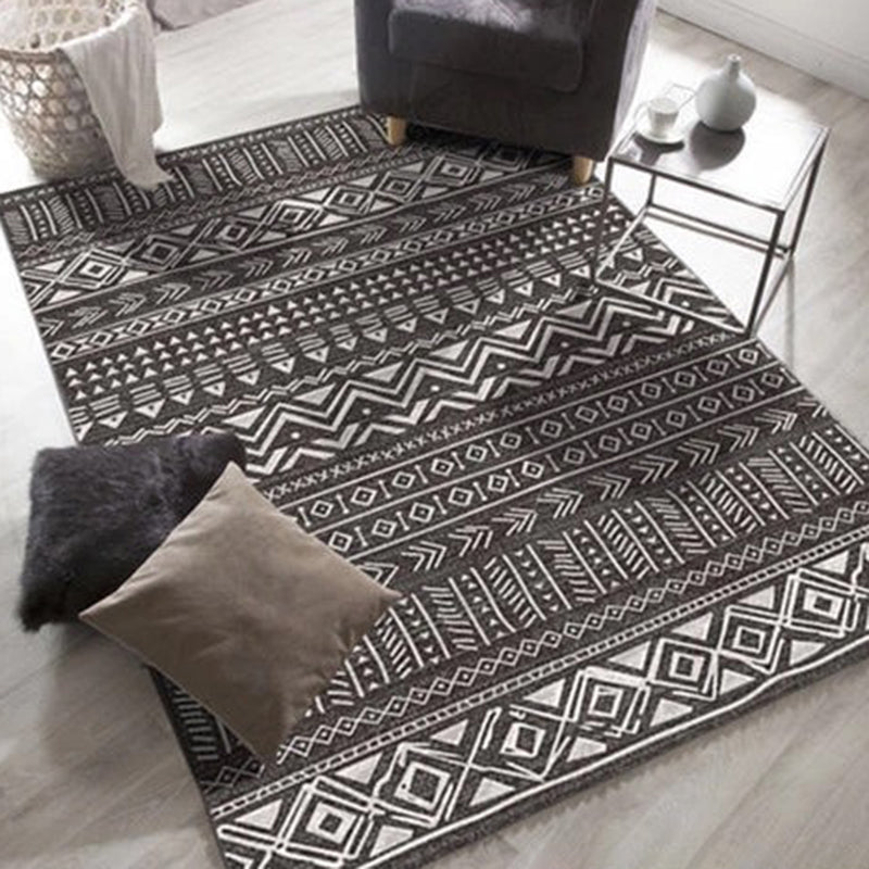 Solid Color Bohemian Indoor Rug Polyester Tribal Pattern Carpet Non-Slip Backing Rug for Home Decor