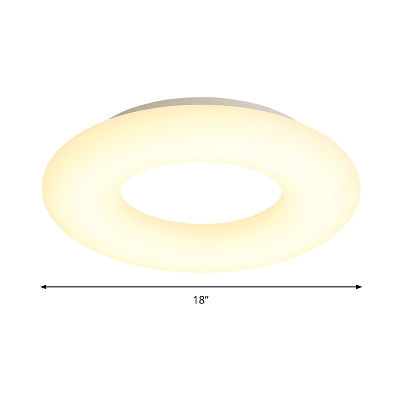 18"/23.5" Wide Doughnut Acrylic Flush Mount Lighting Modern LED Close to Ceiling Lamp in White