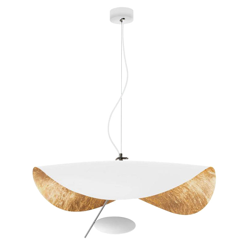 Pendentif suspension LED Salle Pendante simple suspendue avec une teinte en métal en forme de chapeau