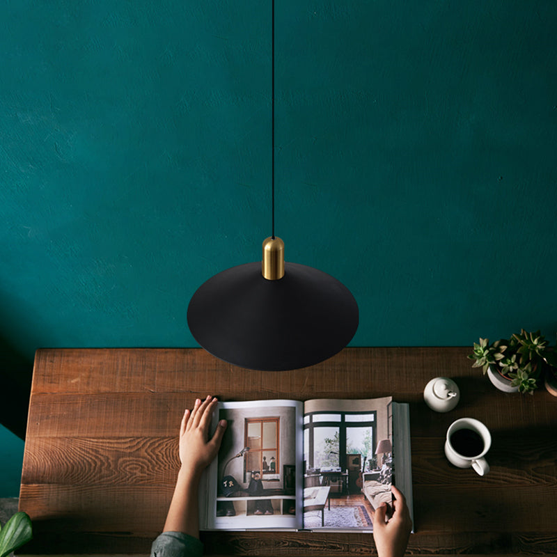 13,7 "breites Modernismus -Kegel Metall Hanging Light Einer Glühbirne Minimalismus Anhängerlampe für Schlafzimmer