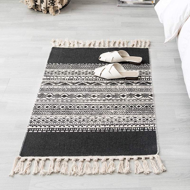 White Tone Bohemian Area Rug Cotton Leaves Print Rug Fringe Indoor Rug for Home Decoration