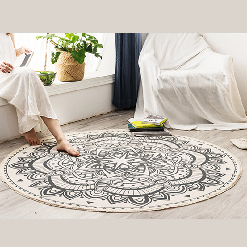 Classical Moroccan Round Rug Comfort Traditional Floral Printed Carpet Cotton Blend Friendly Washable Carpet for Living Room