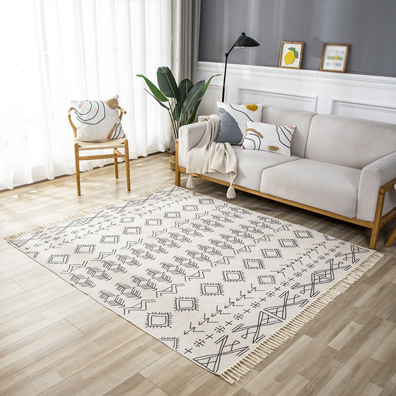 Classical Tribal Pattern Rug Decorative Native American Carpet with Fringe Cotton Blend Stain Resistant Carpet for Living Room