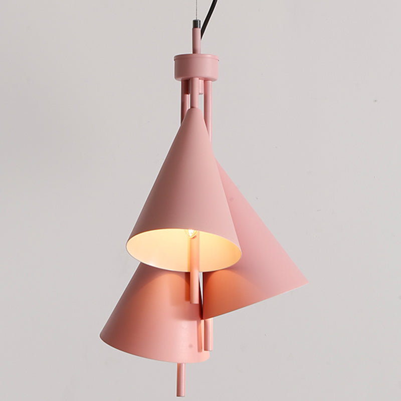 Pendre lustre de style macaron Light Conical Hanging Light avec de l'ombre en métal pour le restaurant