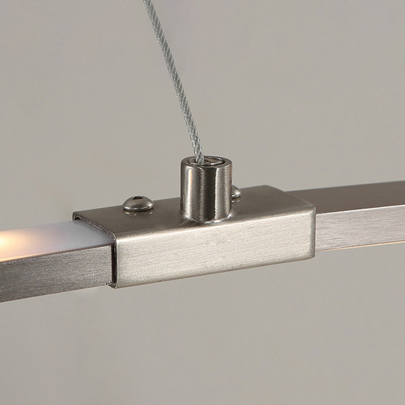 Lampe suspendue à LED en aluminium dans le pendentif linéaire acrylique moderne de style luxueux pour le salon