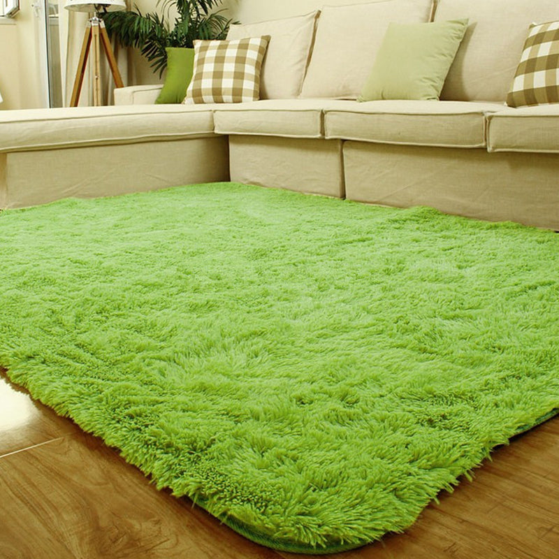Hell gefärbter moderner Shag Teppich lässig massiver Polyesterbereich Teppichfreundlicher waschbarer Innenteppich für Wohnzimmer