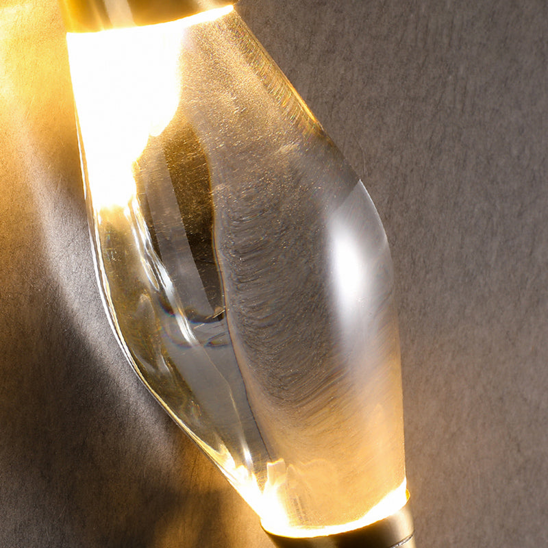 Lámpara de pared LED dorada en el moderno aplastador de pared de lágrima de cobre estilo lujo con sombra de cristal