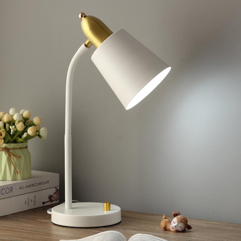 Single-Bulb Study Room Desk Lamp Macaron Style Table Light with Tapered Metal Shade