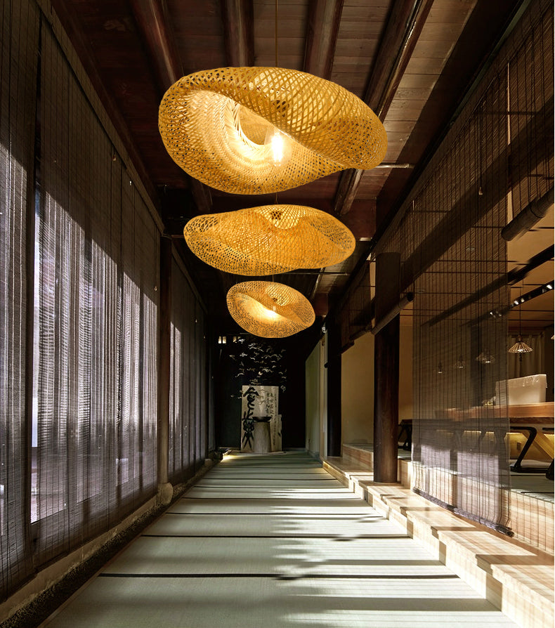 Bamboo Hat-Shaped Pendant Lighting Fixture Asia Style Ceiling Pendant Light in Beige