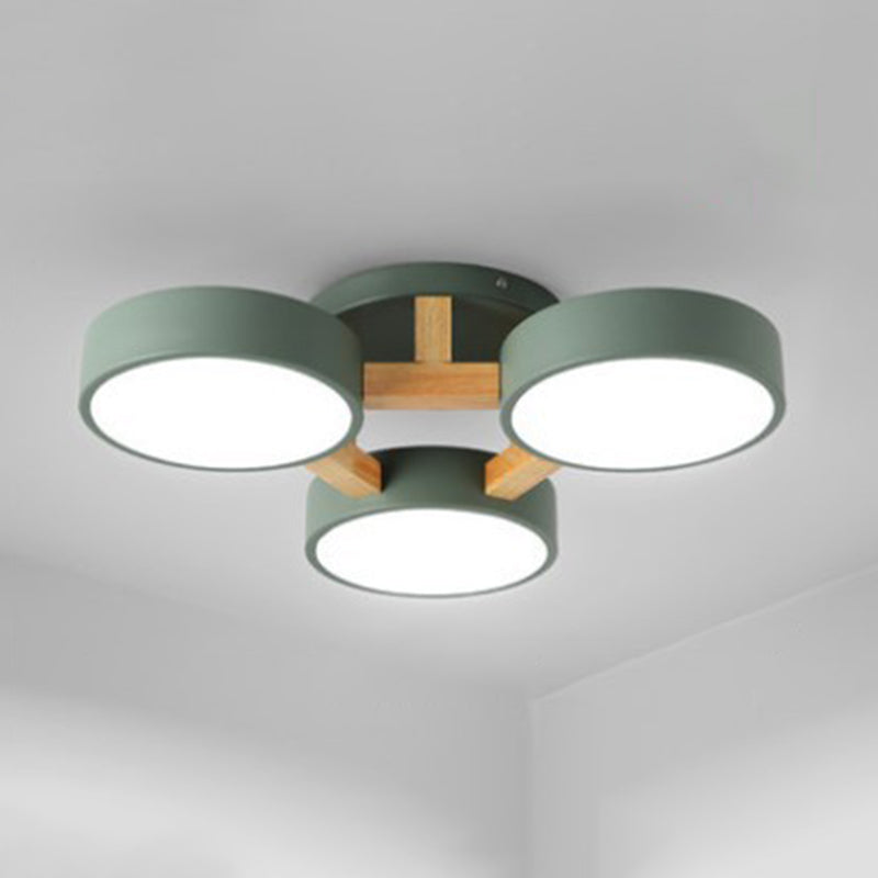 Hölzerne Sputnik -LED -Deckenlicht in moderner Singularität Schmiedeeisen -Makkaronen Flush Mount mit Acrylschatten