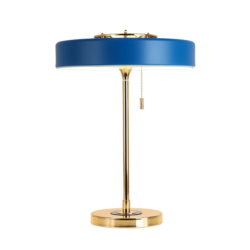 Postmodern Round Table Light Metal Living Room LED Nightstand Lamp with Chain Switch