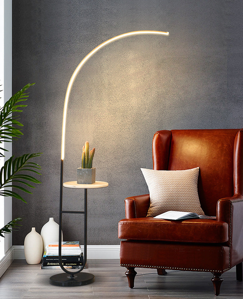 Zwarte en goudcurve vloerlamp moderne stijl acryl -led staand licht met lade