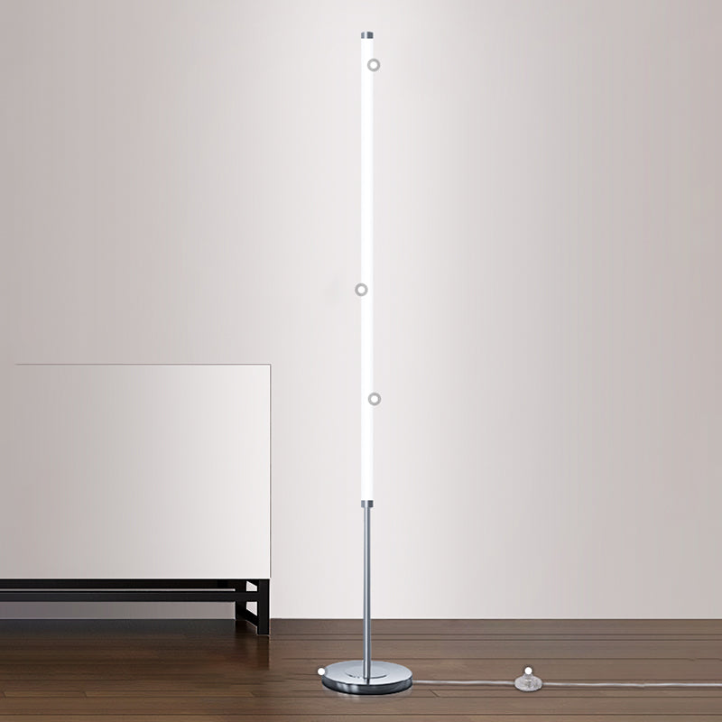 Lámpara de piso de pie tubular acrílico Minimalismo Lámpara LED de acabado cromado para sala de estar