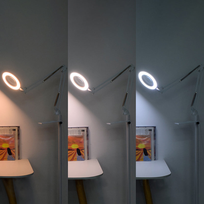 Vermogener vloer leeslamp Noordelijke metalen witte led staand licht met zwaaitarm