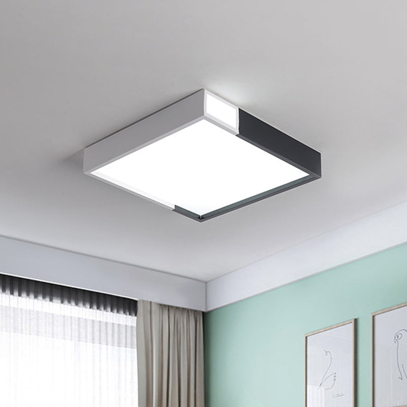 Modernist LED Flush Mount Lighting with Metal Shade Black and White Square Close to Ceiling Lamp, 16"/19.5"/23.5" W