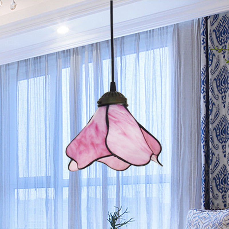 Adhesivo de iluminación colgante de vidrios de loto Tiffany Style Spended Lighting Fixture