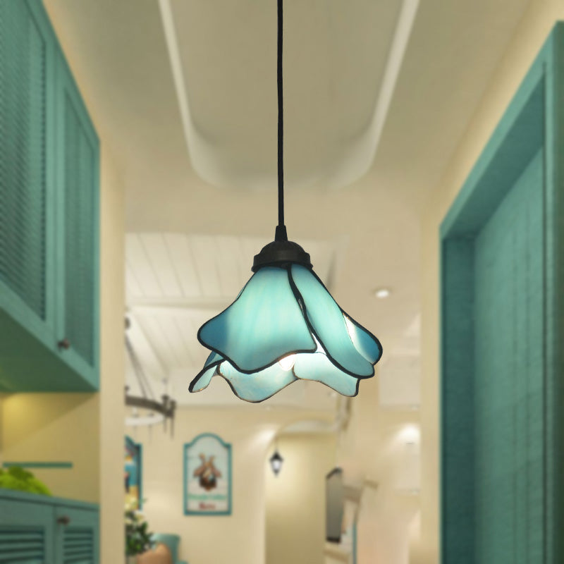 Adhesivo de iluminación colgante de vidrios de loto Tiffany Style Spended Lighting Fixture