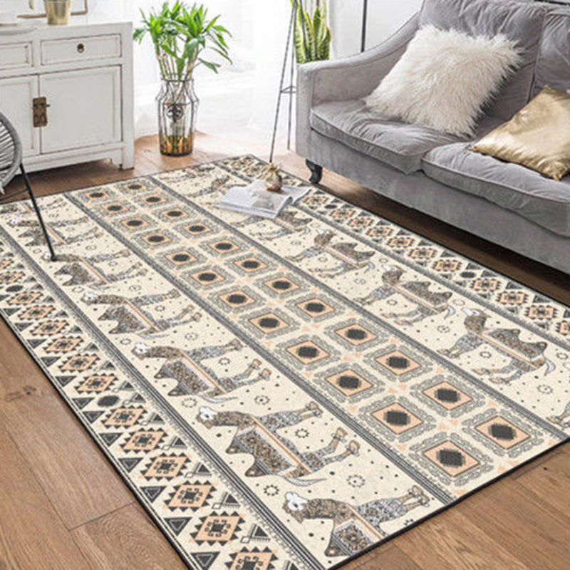 Multicolor Traditional Area Carpet Polyester Spearhead Indoor Rug Easy Care Carpet for Living Room