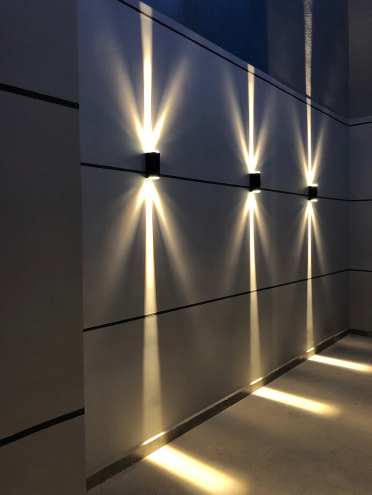 Modern Concise LED Water Wall Lámpara de pared de aluminio Rectangular Filllight para espacios exteriores