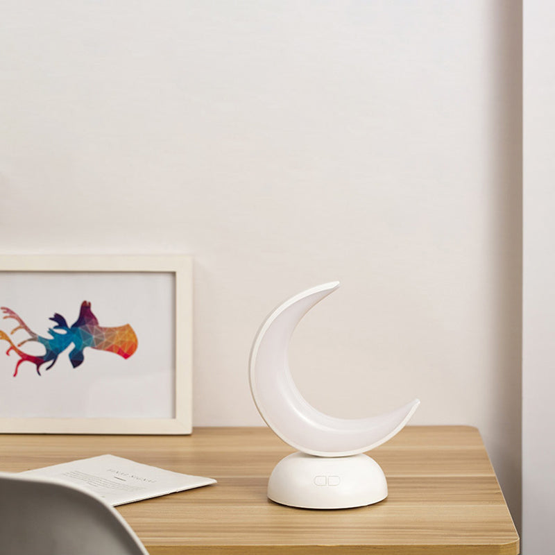 Lámpara de aroma LED en forma de media luna Nórdica Luz de mesa de dormitorio de plástico con cable de carga USB