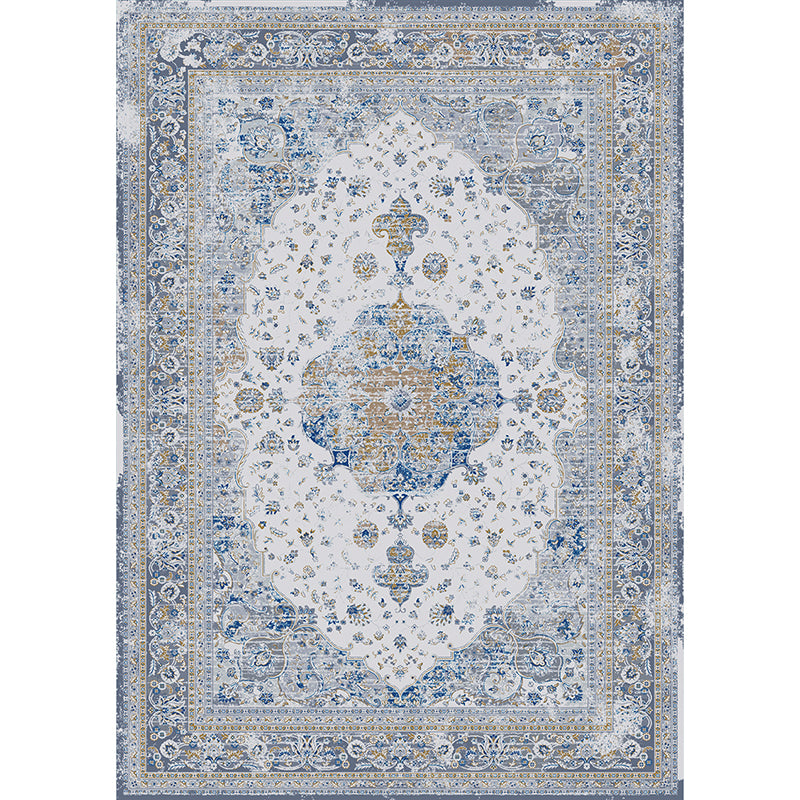 Nostalgia Floral Print Carpet White Tone Polyester Rug Anti-Slip Backing Carpet for Home Decoration