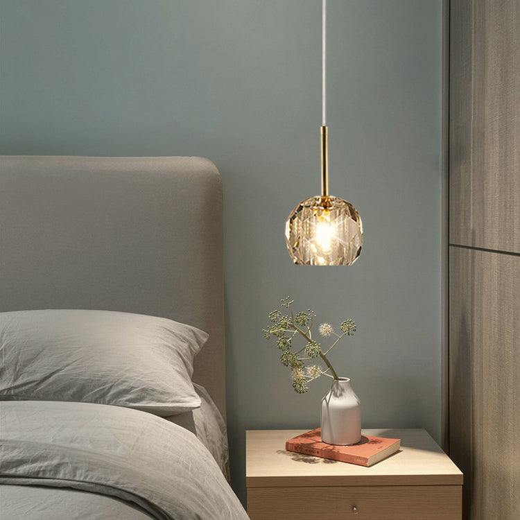 Afensore da letto a 1 luci a sospensione moderna lampada a goccia in ottone con sfera di cristallo a sfera