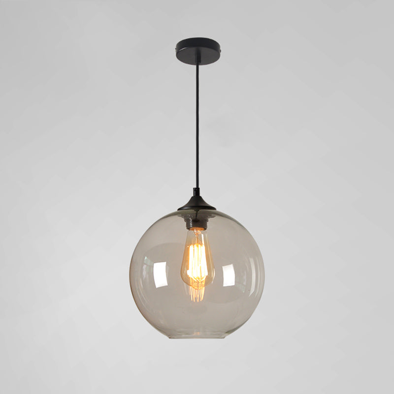 Industrielle Vintage einzelne hängende leichte Schmiedeeisen -Globus -Hängernlampe mit Glasschatten