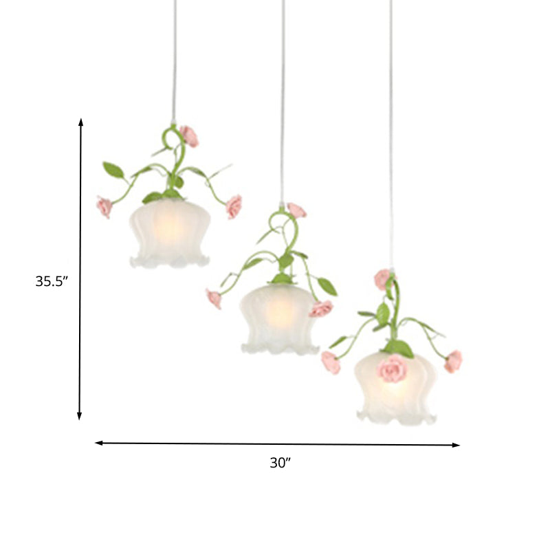 Lait en verre lait festonné multi-léger pendentif pastoral 3 bulbes de la suspension du restaurant Suspension Éclairage en vert avec une canopée ronde / linéaire